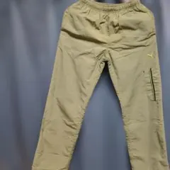 Puma ベージュ サイドポケット付きパンツ150センチ