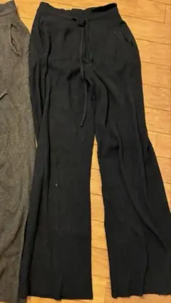 UNIQLO ウォッシャブルニットリブパンツ　ブラックのみ