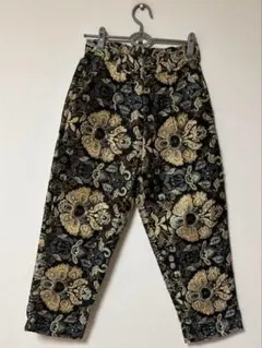CAMBIO ペイズリー柄クロップドパンツのサムネイル