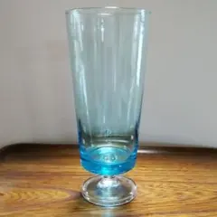 色硝子脚つきグラス　カクテルグラス　美品　昭和レトロ　アンティーク　コレクション