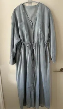 チーク⭐︎ロングシャツワンピース ブルーグレーのサムネイル