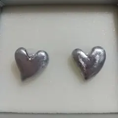 ヴィンテージデザインピアスSILVER ハート型 スタッドピアスぷっくり