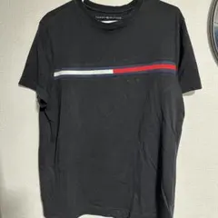 TOMMY HILFIGER ブラック Tシャツ