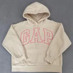 ベージュ パーカー