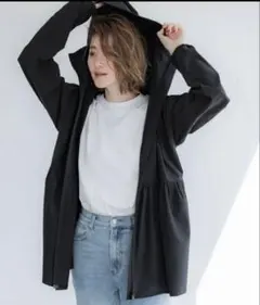 coca UVカットギャザーパーカー