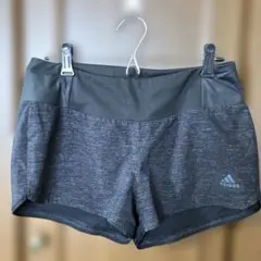 adidas ブラック ランニングショーツ M