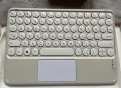 タッチパッド付きキーボード 3coins