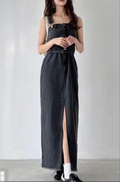 新品、未使用！グレイル マルチwayベルト付き　デニムスリットワンピース！