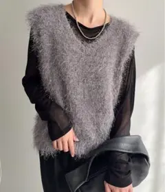 新品タグ付♪ボンジュールサガン メイルマダ♪　Vネックフェザーニットベスト