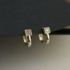ピアス フープ スクエア 四角 ゴールド キラキラ 7mm