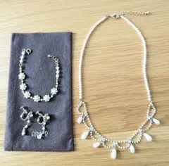 AIMER　ネックレス・ブレスレット・イヤリング 3点セット