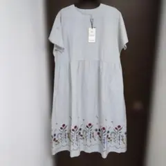専用です。Emago. 刺繍入りロングワンピース