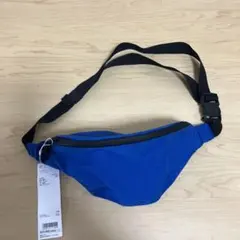 UNIQLO ブロックテック ファニーバック+ ブルーのサムネイル