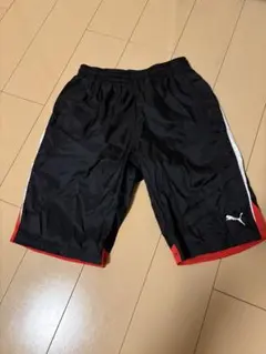 PUMA ハーフパンツ Lサイズ 黒/赤