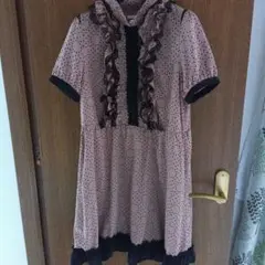 axes femme M　ブラウン　レースフリル　膝丈ワンピース