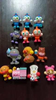 アンパンマン　びっくらたまご　まとめ売り　コキンちゃん　ばいきんまん