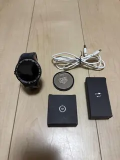 中古 TAG Heuer Connected スマートウォッチ 替えバンド付き TAG Heuer (タグホイヤー) スマートウォッチ 替えバンド/充電器/箱