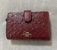 COACH 財布 二つ折り パテントレザー シグネチャー 赤 チェリー ボルドー