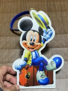 Item thumbnail for item 12af8e49-73bc-417d-877a-0c1b4447704c