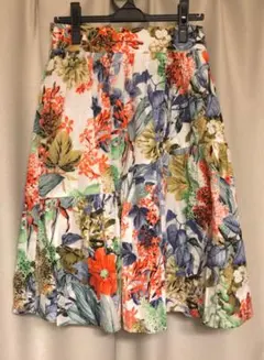 美品☆Zara花柄スカート ボタニカル フレア 膝下丈 S-M