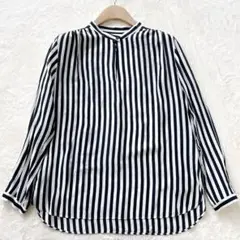 【極美品】TOMORROWLAND シルク混 ストライプ柄 バンドカラーブラウス