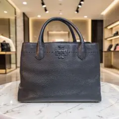 【美品】トリーバーチ レザー ハンドバッグ トート型 上質シボ革 A4可 高級感