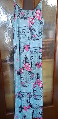 ウサギプリント水色サロペット