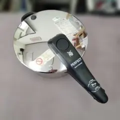 WMF PERFECT 圧力鍋 ドイツ製のサムネイル