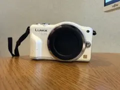 LUMIX GF3 ホワイト ミラーレスカメラ