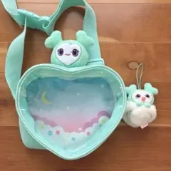 TWICE LOVELY ハート型バック　マスコット付き