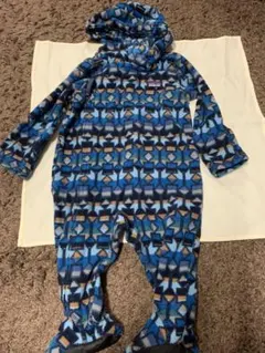 【中古】パタゴニア　フリースアウター 3-6ヶ月フード付き