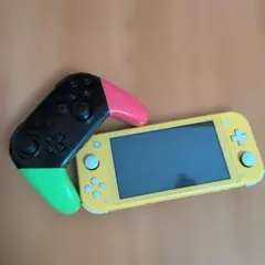 Nintendo Switch Lite イエロー TV用コントローラー付のサムネイル
