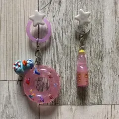 K-10485 とびつき猫チャーム(水風船) - メルカリ