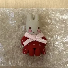 サンリオ　シークレットピンズ　マロンクリームのサムネイル
