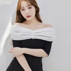 NICE CLAUP バイカラーオフショルビジューニット ブラック×ホワイト