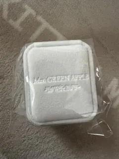 ピンズ&宝石箱　Mrs. GREEN APPLE ホワイトラウンジ