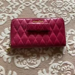 miu miu赤リボン長財布のサムネイル