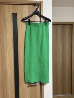 グリーン タイトスカート