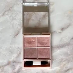 キャンメイク　シルキースフレアイズ　M06