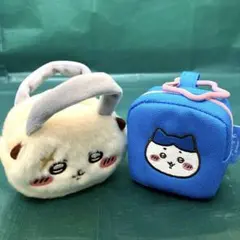 ちいかわ　カラビナつき　刺スクエアポーチ　ミニポーチ　ぬいふわトートラッコ2種