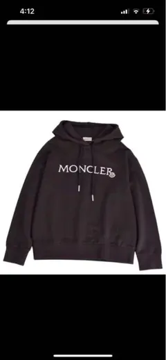 MONCLER ブラックパーカー フード付き