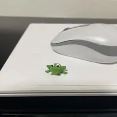 カエルのフィギュア 小型 緑