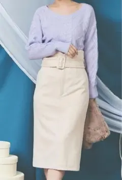 noela スエードタイトスカート