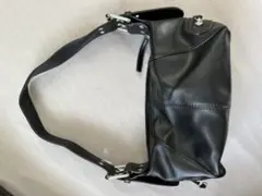 FOREVER21 ブラックショルダーバッグのサムネイル