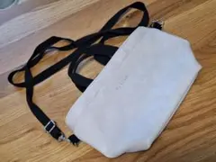 ライトベージュ サコッシュ