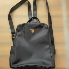 ブラック ナイロンバックパック ロゴ付き