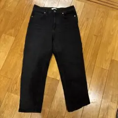 H&M テーパードデニム