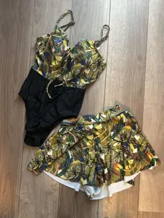 【Muselore/ミューズロア】レトロアーティワンピース水着パンツ付