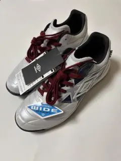 【新品】アンブロ アクセレイター TR WIDE 100years 25.0cmのサムネイル