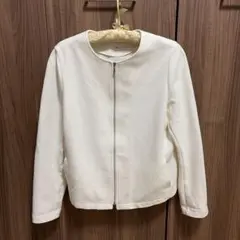 UNIQLO⭐︎ホワイト ノーカラージャケット